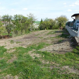 Prodej stavební parcely 584 m² Ptení