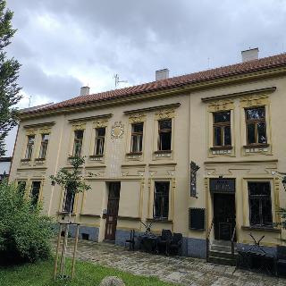 Prodej dvougeneračního domu 470 m² Písek, Palackého sady