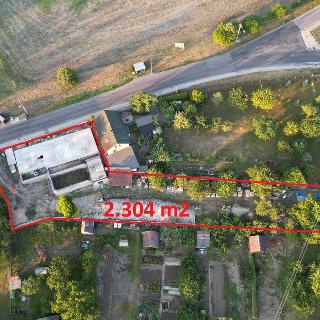 Prodej stavební parcely 2 304 m² Jičín