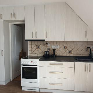 Pronájem bytu 3+1 78 m² Benešov, 