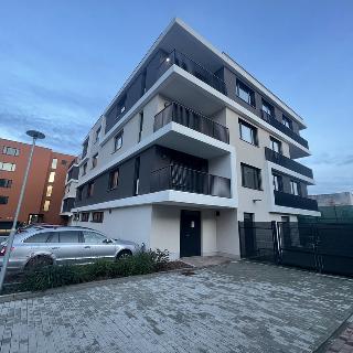 Prodej bytu 1+kk a garsoniéry 38 m² Písek, Pražská