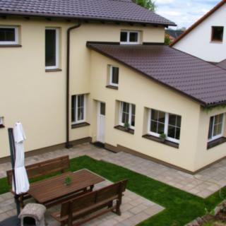 Prodej dvougeneračního domu 187 m² Mratín