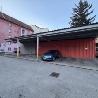 Pronájem parkovacího místa 17 m&sup2; České Budějovice