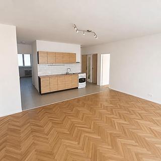 Prodej bytu 4+kk 67 m&sup2; Meziboří