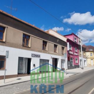 Prodej činžovního domu 800 m² Praha Kobylisy, Klapkova