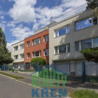 Prodej bytu 4+1 91 m² Praha Dejvice, Na Beránce