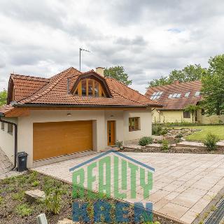 Pronájem rodinného domu 248 m² Roztoky, Třebízského