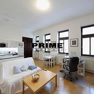 Pronájem bytu 2+kk 71 m&sup2; Praha