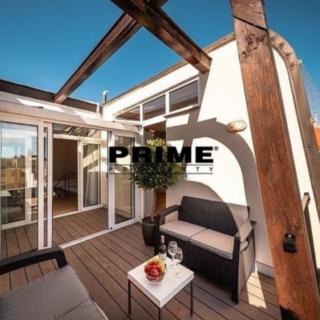 Pronájem bytu 5+kk 250 m² Praha