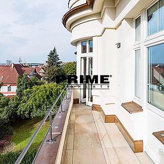 Pronájem bytu 4+kk 120 m&sup2; Praha