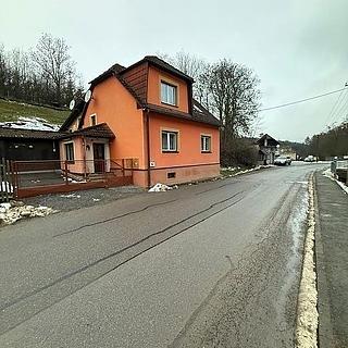 Prodej rodinného domu 190 m&sup2; Banín