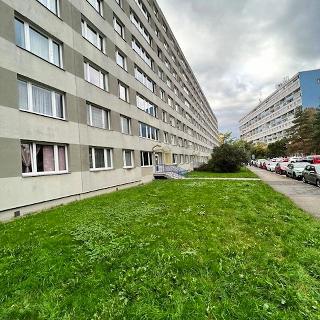 Prodej bytu 3+1 62 m² Praha, Sládkovičova