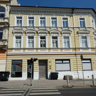 Pronájem obchodu 57 m² Teplice, 