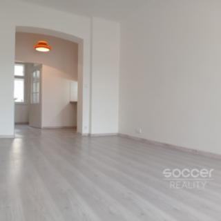 Pronájem bytu 1+kk, garsoniery 32 m² Praha