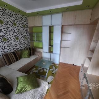 Prodej bytu 2+1 59 m² Praha, Troilova