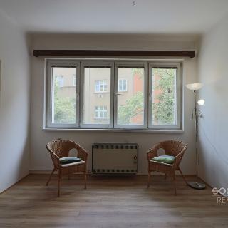 Pronájem bytu 1+1 50 m² Praha, Kolbenova