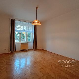 Pronájem bytu 2+kk 45 m&sup2; Praha