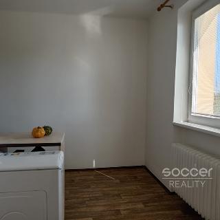 Pronájem bytu 2+1 57 m² Kladno, Petrohradská