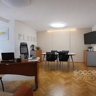 Pronájem kanceláře 70 m&sup2; Praha