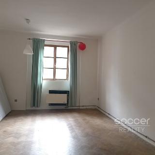 Pronájem bytu 1+kk a garsoniéry 34 m² Praha, Gutova