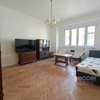 Pronájem bytu 2+kk 45 m² Praha, Na dolinách