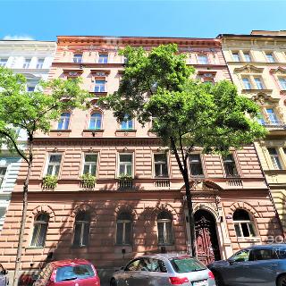 Pronájem bytu 4+1 119 m² Praha, Mánesova