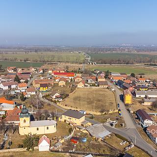 Prodej stavební parcely 4625 m&sup2; Zálezlice