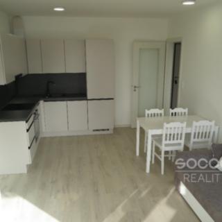 Pronájem bytu 2+kk 61 m² Praha