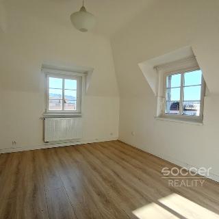 Pronájem bytu 2+1 50 m² Praha