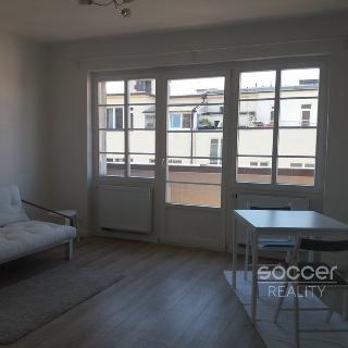 Pronájem bytu 2+kk 50 m² Praha, Pravá