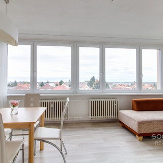 Pronájem bytu 3+kk 72 m² Praha, Komárovská