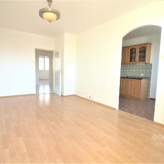 Pronájem bytu 3+1 72 m² Praha, Mádrova