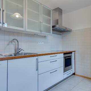 Pronájem bytu 2+1 65 m² Praha, Podvinný mlýn