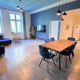 Prodej bytu 4+kk 123 m&sup2; Teplice