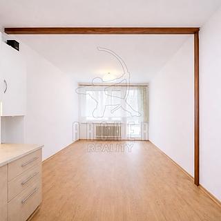 Prodej bytu 2+kk 49 m&sup2; Kolín