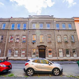 Prodej kanceláře 1254 m&sup2; Ostrava