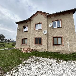 Prodej bytu 2+1 56 m² Hrabišín, Hrabišín 212