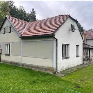 Dražba rodinného domu 147 m&sup2; Suchdol