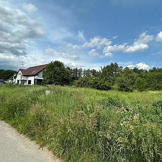 Prodej stavební parcely 1359 m&sup2; Skalička