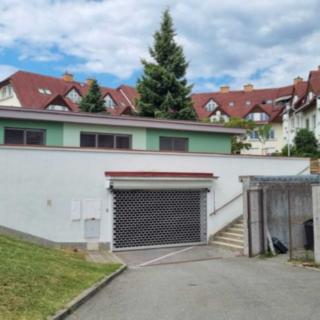 Dražba garáže 14 m² Brno