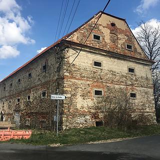 Prodej zemědělského objektu 580 m&sup2; Bečváry