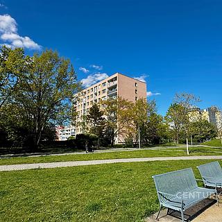 Prodej bytu 3+kk 61 m&sup2; Praha