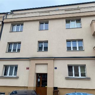 Prodej bytu 2+1 60 m² Praha, Krátká