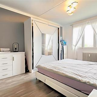 Prodej bytu 3+kk 77 m&sup2; Sušice