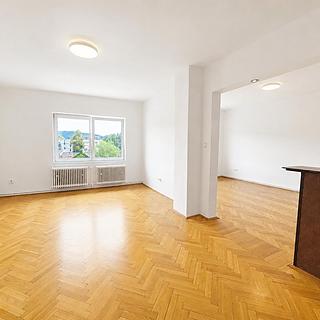 Pronájem bytu 3+kk 85 m&sup2; Ústí nad Labem