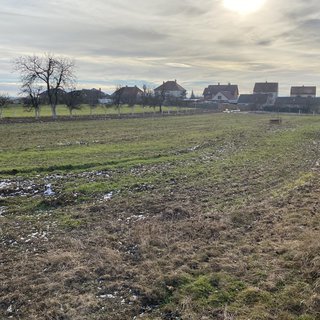 Prodej stavební parcely 722 m² Láz