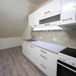 Pronájem bytu 3+kk 72 m² Kralupy nad Vltavou, Grégrova