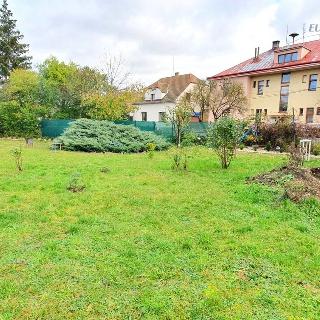 Prodej stavební parcely 873 m² Jíkev