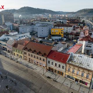 Pronájem obchodu 105 m² Vsetín, Dolní náměstí