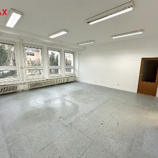 Pronájem kanceláře 45 m² Vsetín, Jiráskova